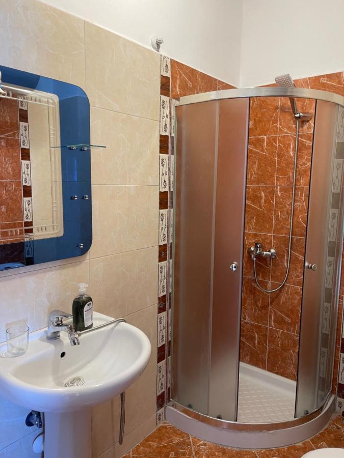 Sina Apartments Sarandë 외부 사진